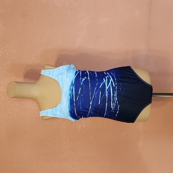 Blue pattern one piece swimsuit - Picture 4 of 5